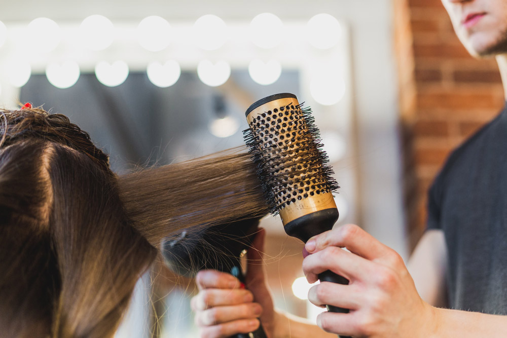 Prom hairstyles to suit every face shape